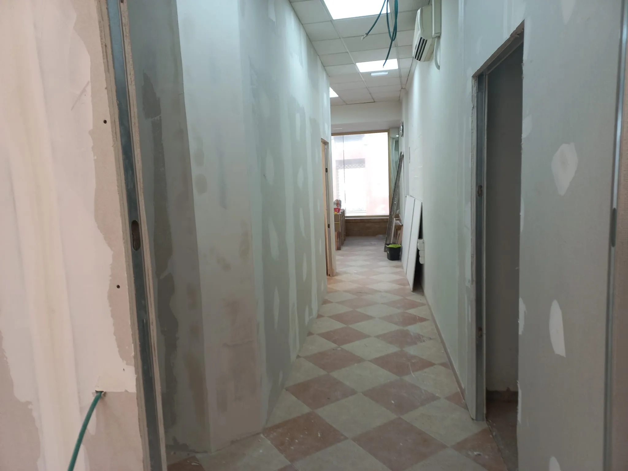 Pasillo hecho con pladur en Córdoba